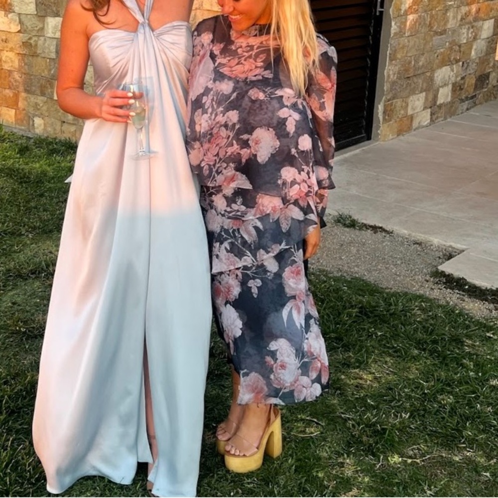 Hemant & Nandita Grey Floral Tiered Chiffon Dress – Like New